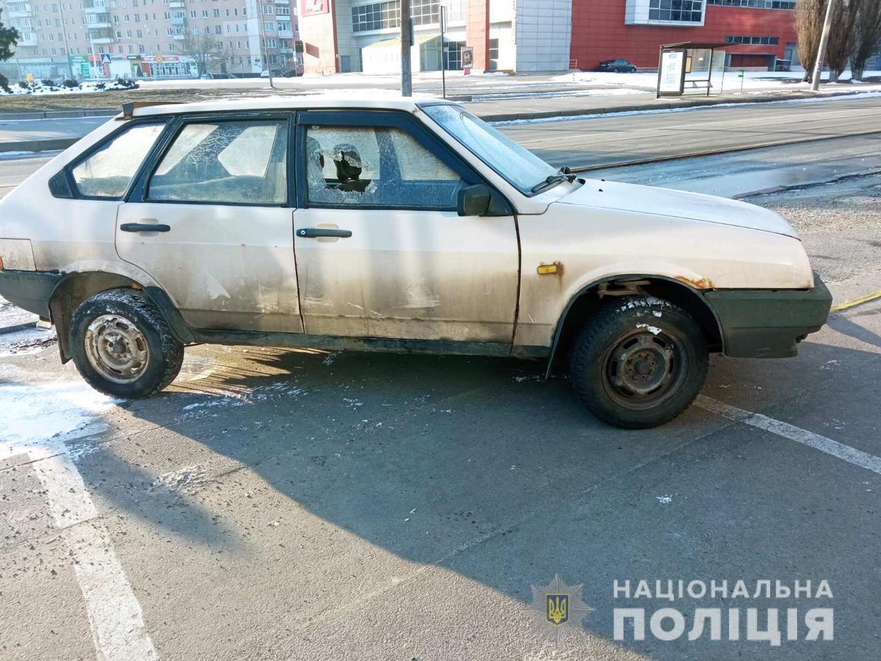 Криминал Харьков: Пойманы на горячем автоворы, пытавшие угнать машину на проспекте Гагарина